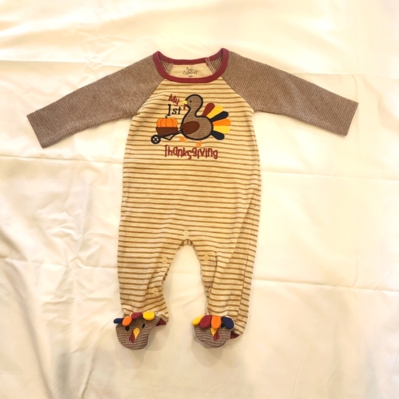 First Thanksgiving Footie - Picture 1 of 3